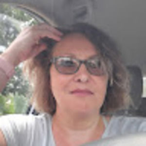 Meet your Posher, Stacy